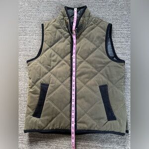 Men’s quilted waistcoat jacket.